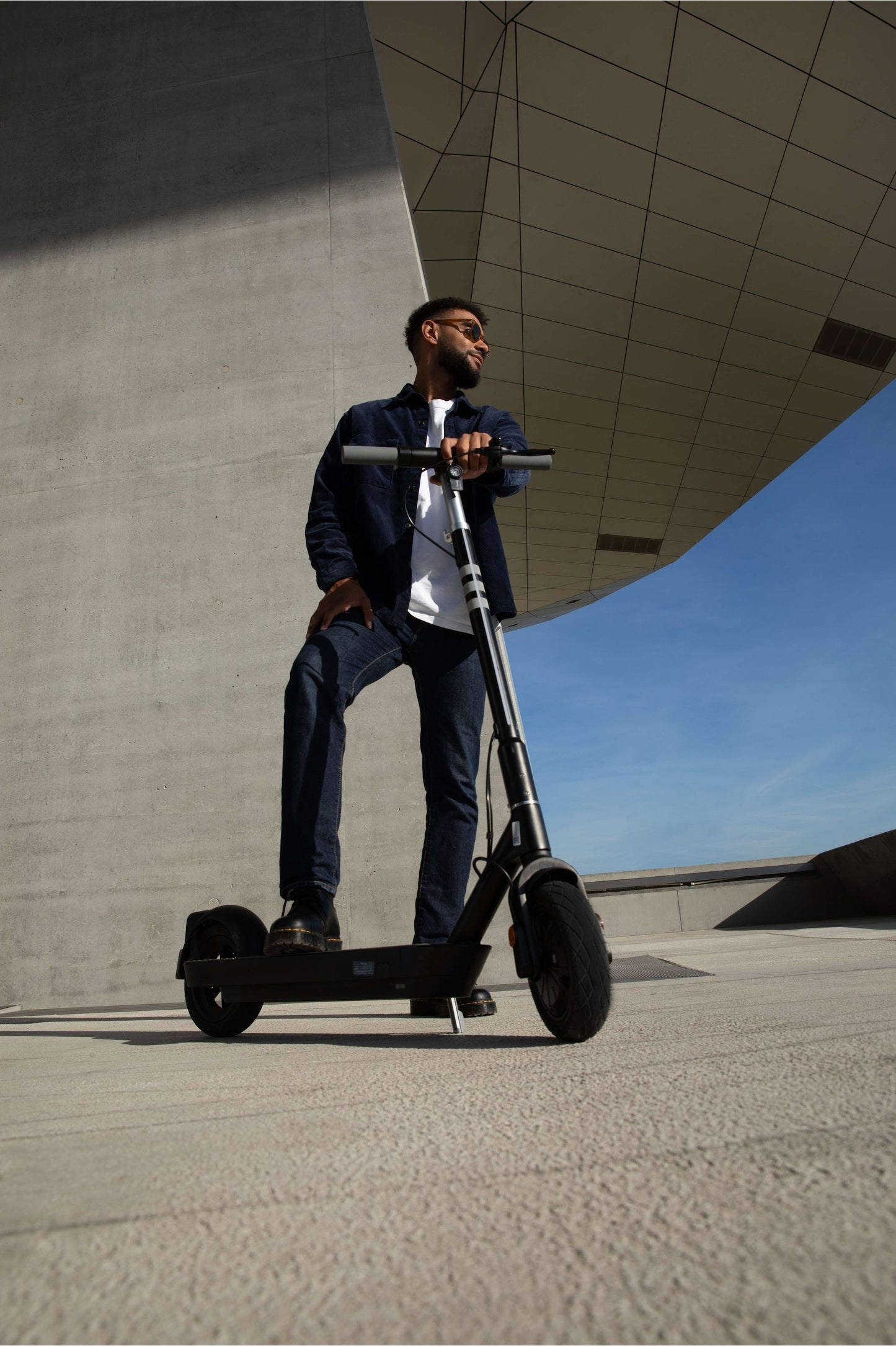 E-Scooter OKAI NEON Pro ES30 10" 700W mit ABE